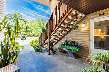 Pinewood Place Apartments